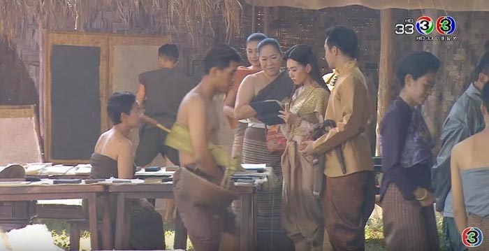 ตลาดบ้านดินสอ