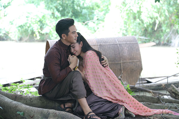 เลิฟซีน บุพเพสันนิวาส