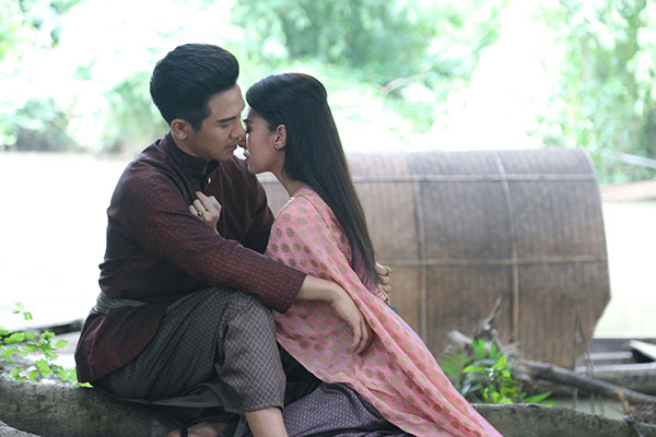 เลิฟซีน บุพเพสันนิวาส