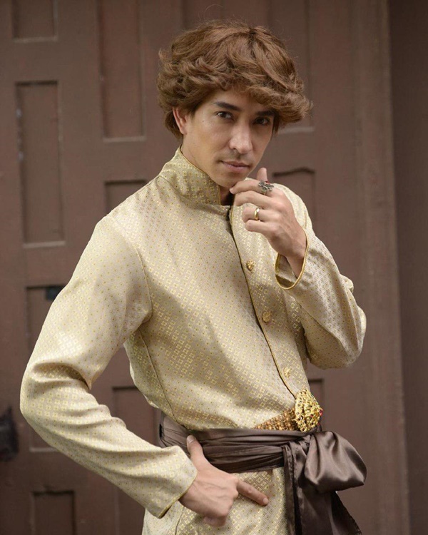 หลุยส์ สก๊อต