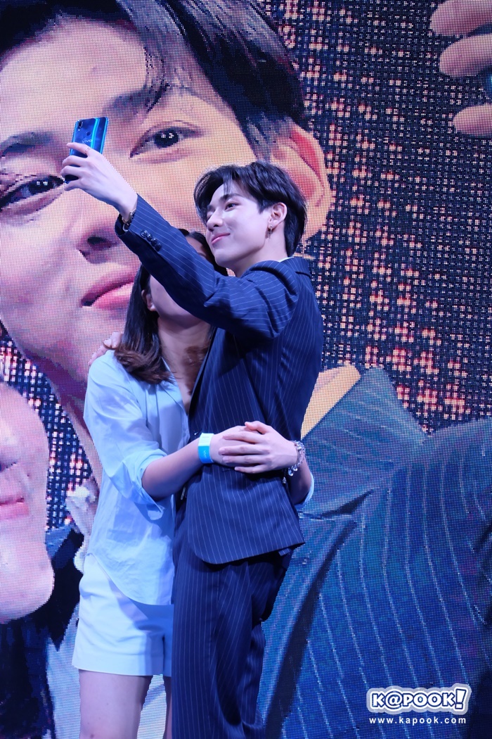 แบมแบม GOT7 