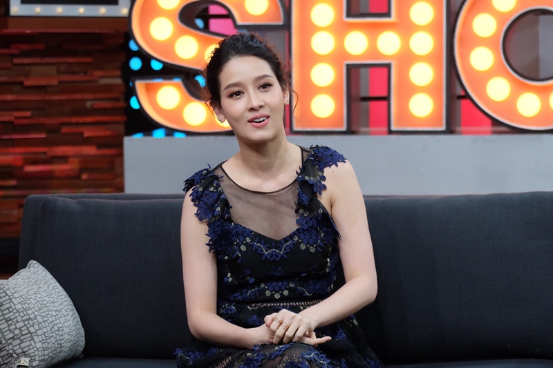 โม อมีนา