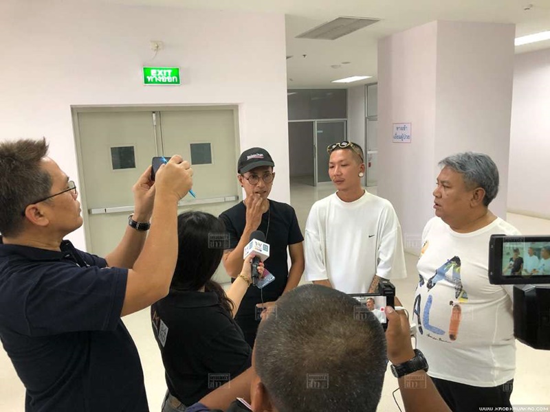 จิ้ม ชวนชื่น