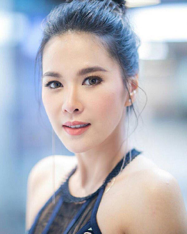 โบวี่ อัฐมา