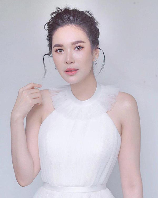 โบวี่ อัฐมา