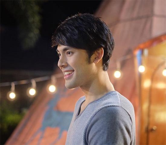 บอม ธนิน