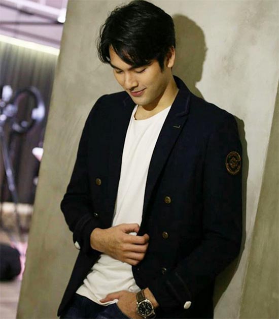 บอม ธนิน