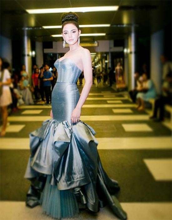 ใหม่ ดาวิกา