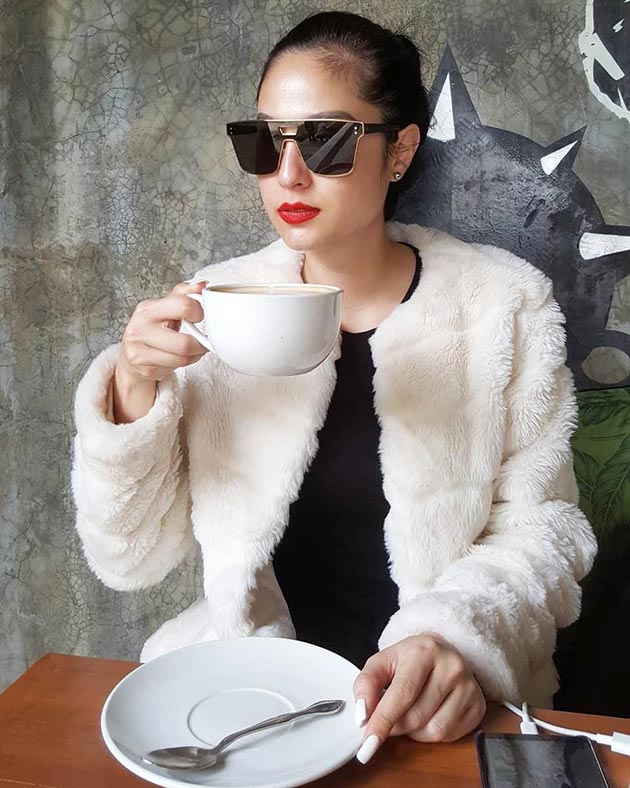 ขวัญ อุษามณี