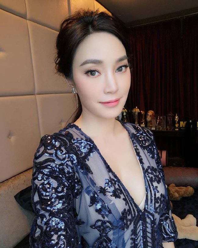 เมย์ พิชญ์นาฏ