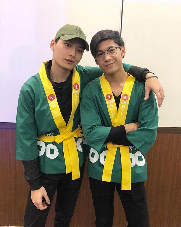 คริส พีรวัส, สิงโต ปราชญา