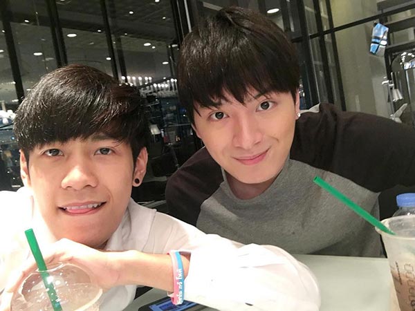 คริส พีรวัส, สิงโต ปราชญา