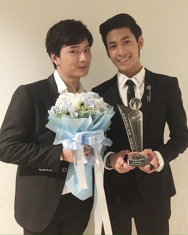 คริส พีรวัส, สิงโต ปราชญา