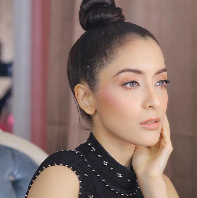 พิ้งค์กี้ สาวิกา