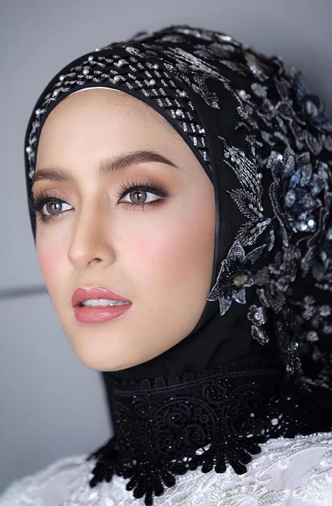 พิ้งค์กี้ สาวิกา