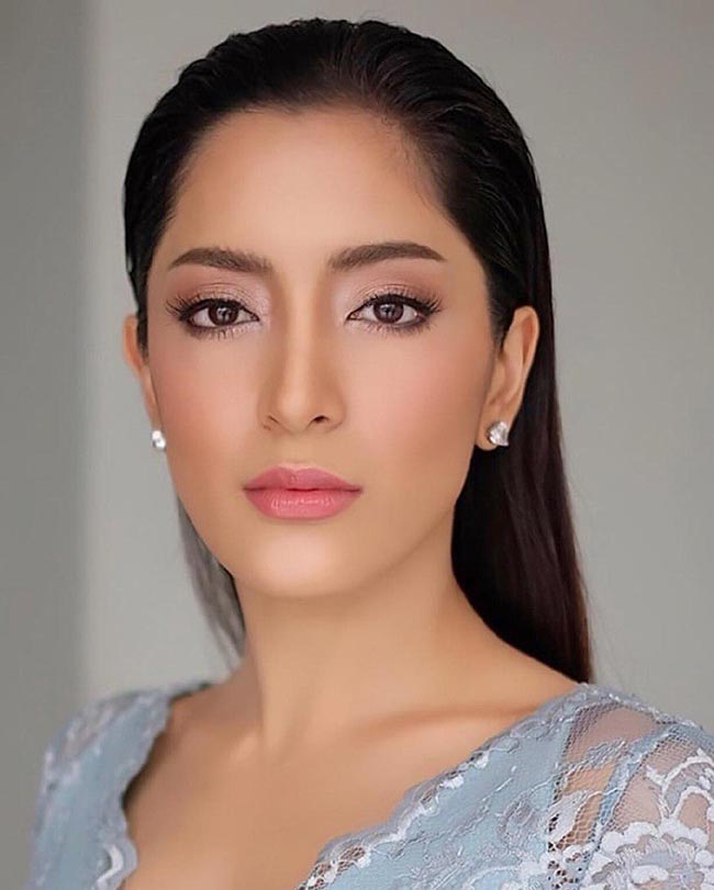 พิ้งค์กี้ สาวิกา