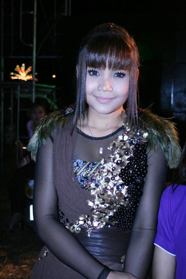 ตั๊กแตน ชลดา