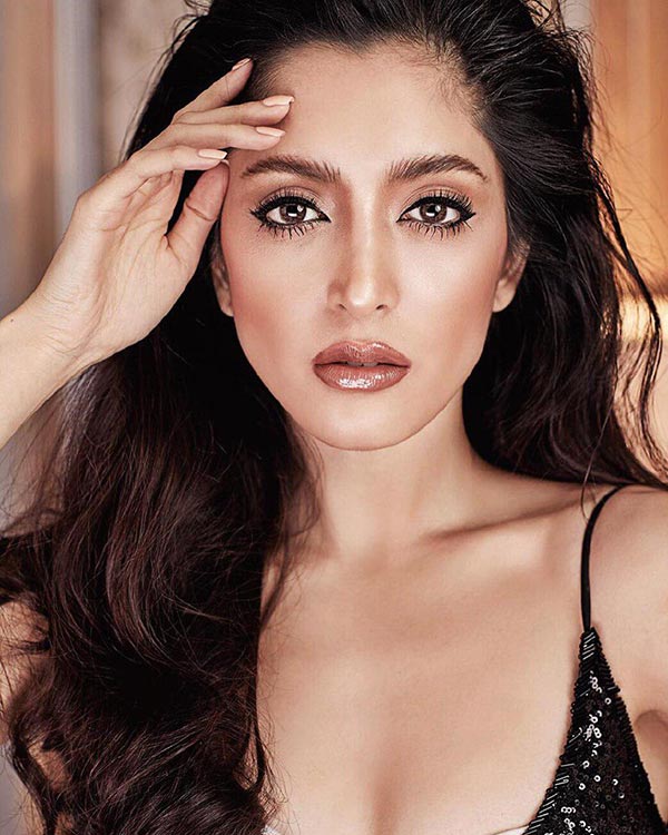 แต่งหน้าสายฝอ