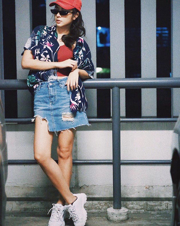 เสื้อลายดอกดารา