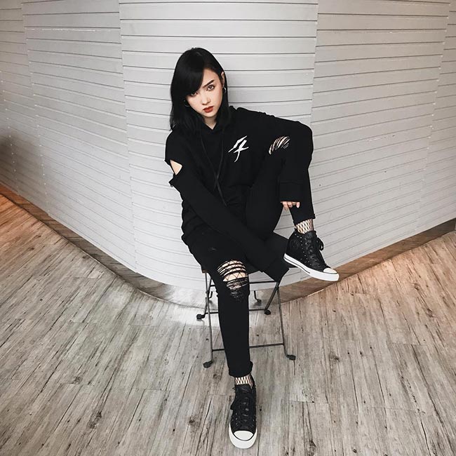 พลอยชมพู