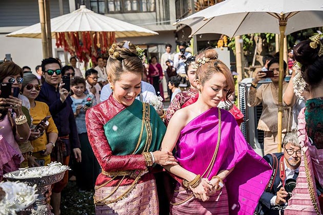 ดาราแต่งชุดเหนือ