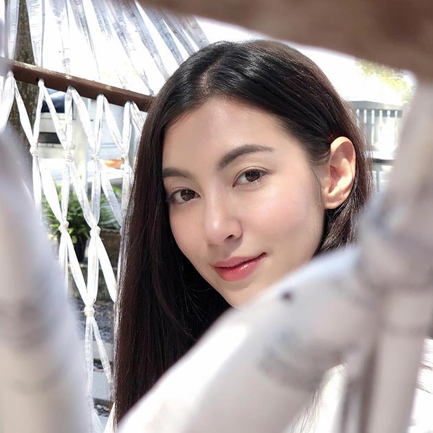 ดาราแต่งหน้า