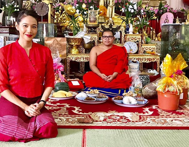 ดาราแต่งชุดเหนือ