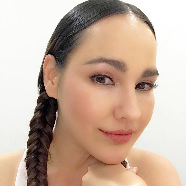 แหม่ม วิชุดา