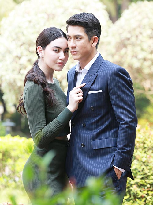 ใหม่ ดาวิกา