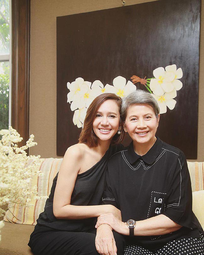 ขวัญ พิมพ์อัปสร