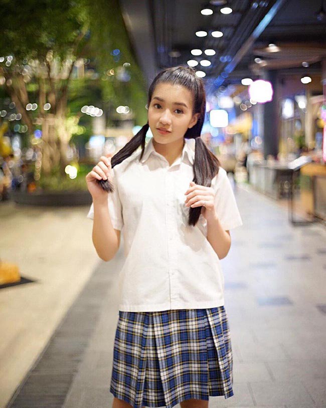 ทรงผมไปโรงเรียน