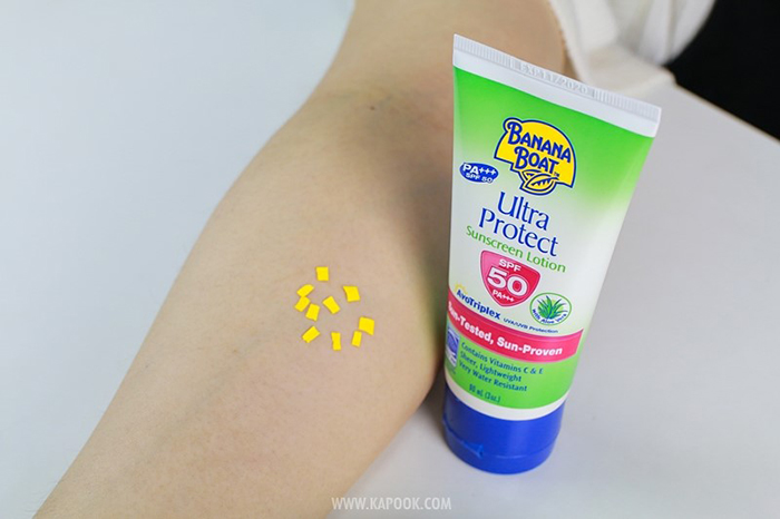 ความเหนียวเหนอะหนะหลังใช้โลชั่นกันแดดทาตัว Banana Boat ความเหนียวเหนอะหนะหลังใช้โลชั่นกันแดดทาตัว Banana Boat