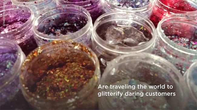 แฟชั่นแปลก 