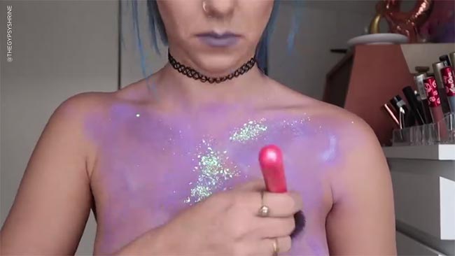 แฟชั่นแปลก 