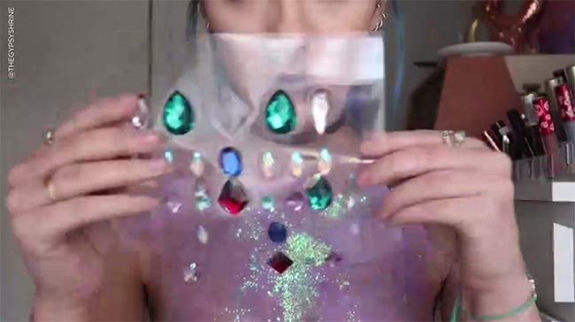 แฟชั่นแปลก 