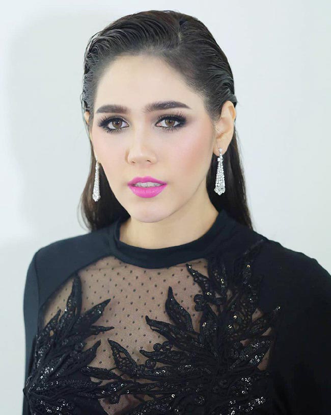 ชมพู่ อารยา