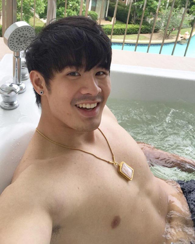 หนึ่งด้าวฟ้าเดียว