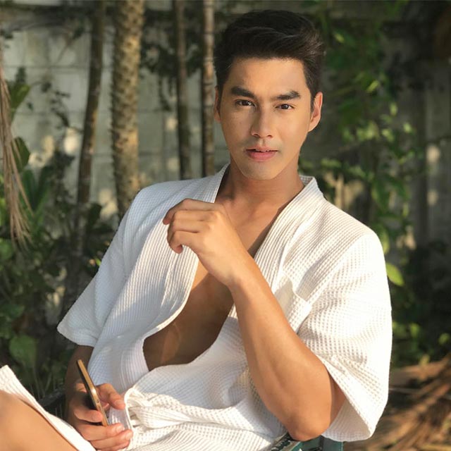 หนึ่งด้าวฟ้าเดียว