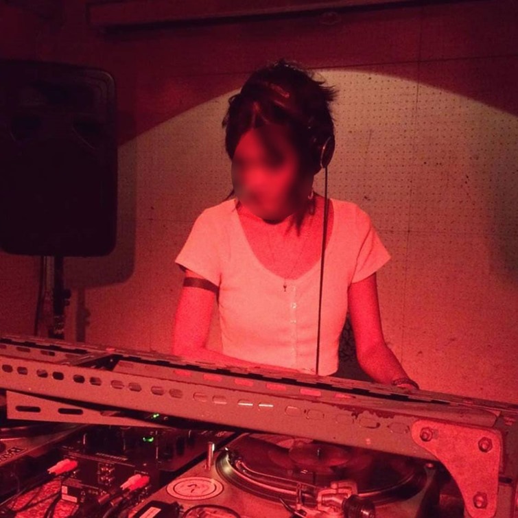 ดีเจสาวฆ่าลูกแมว