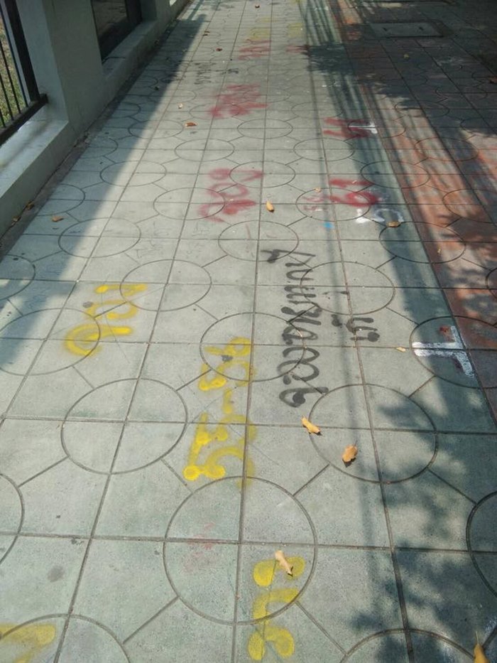 แม่ค้าจองที่วันไหลบางแสน