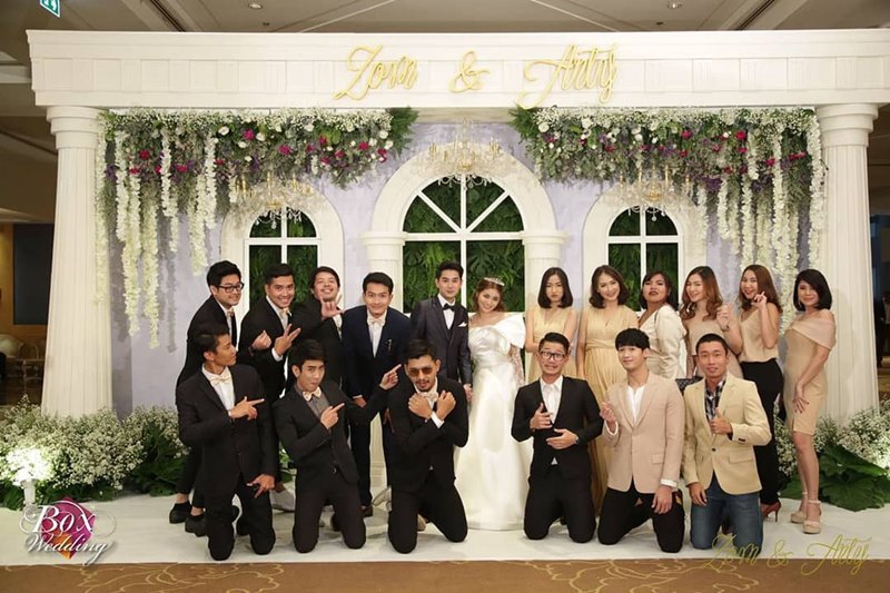 อาร์ตี้ ธนฉัตร ควงแฟนสาว ส้มปี๊ด เข้าประตูวิวาห์ เรียบง่ายแสนอบอุ่น   