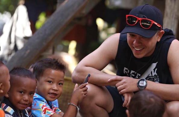 อเล็กซ์ เรนเดลล์