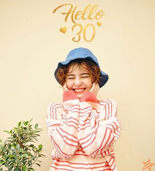 ออม สุชาร์