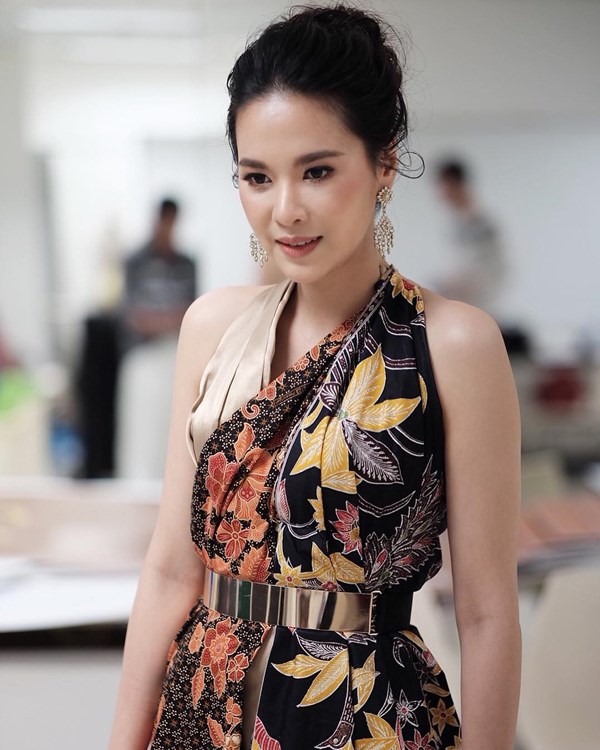 โบวี่ อัฐมา