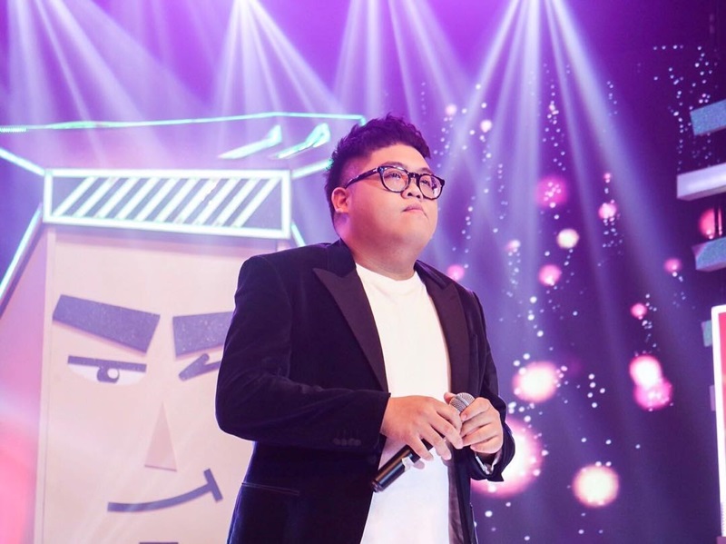 โดม จารุวัฒน์