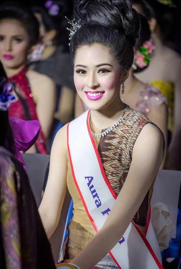 หลิงหลิง ศิริลักษณ์ คอง