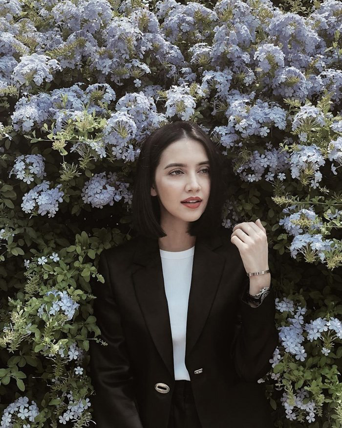 ซาร่า เล็กจ์