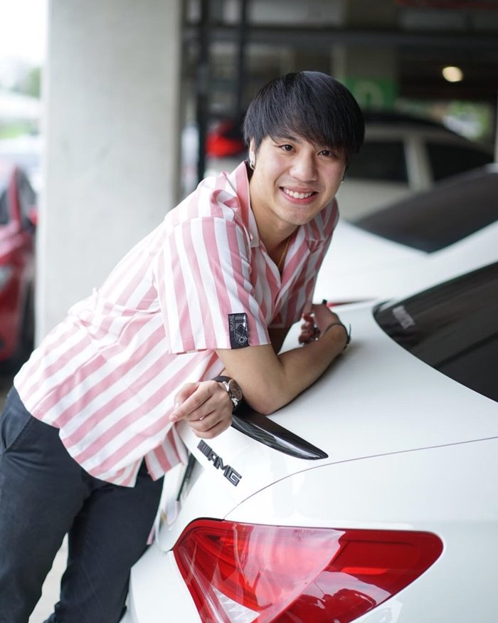 กัปตัน ไวท์