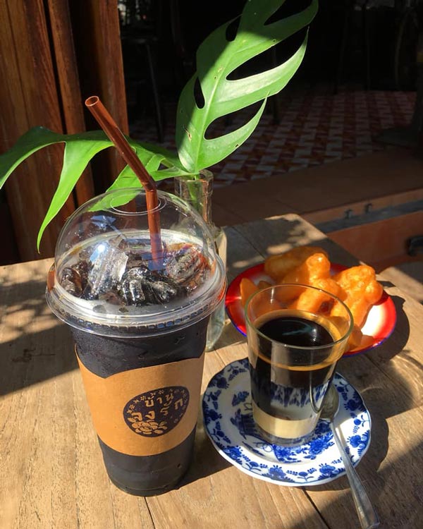 ร้านกาแฟอุทัยธานี