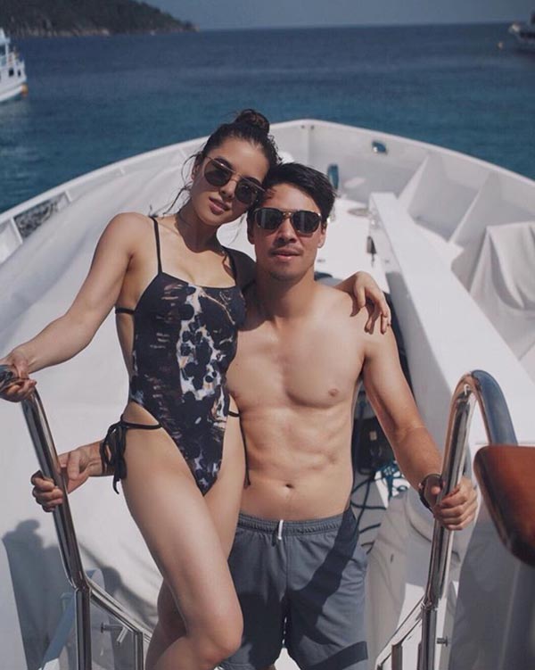 ลีเดีย ชุดว่ายน้ำ